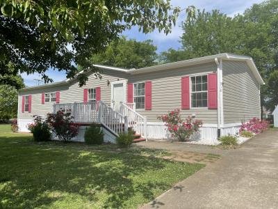 Mobile Home at 310 Hamstead Court Clarksville, TN 37040