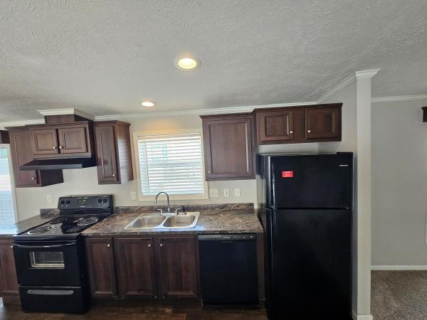 2018 Clayton 56CFT28563B(4BR) Mobile Home
