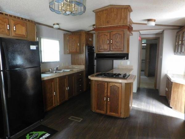 1987 Sterling Corp Mobile Home For Rent