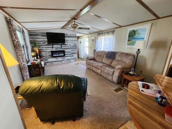 1985 UNK Manufactured Home