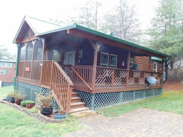 2016 Rustic River Cabins Mobile Home For Sale