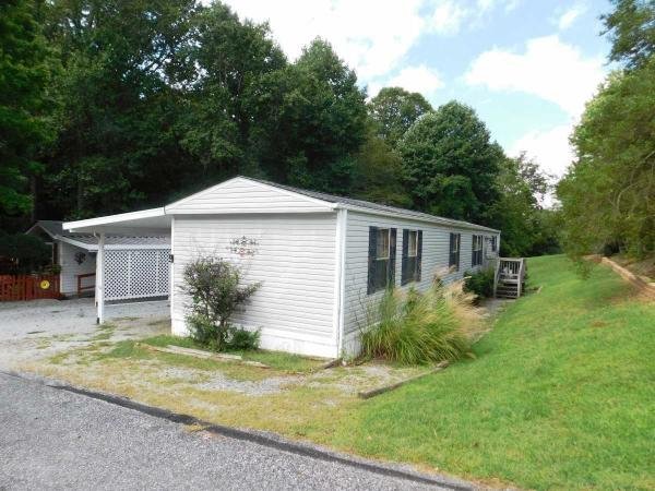 1997 Kent Singlewide Manufactured Home