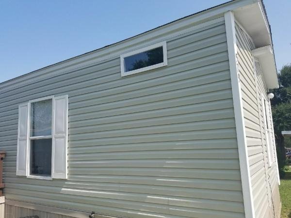 2015 Clayton Homes Inc Mobile Home For Sale