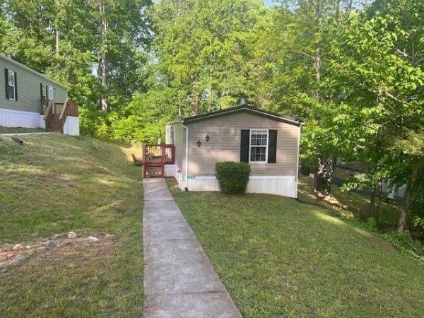 2004 CLAYTON Mobile Home For Sale