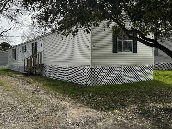 2010 Cappaert Mobile Home For Sale