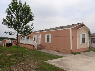 Mobile Home at 7460 Kitty Hawk Road Site 304 Converse, TX 78109