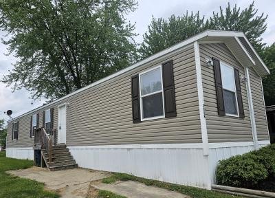 Mobile Home at 2039 Meyer St. Greenwood, IN 46143
