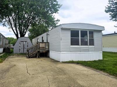 Mobile Home at 132 Pinecrest Dr. Greenwood, IN 46143