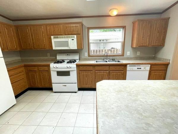 2001 Skyline Mobile Home For Rent