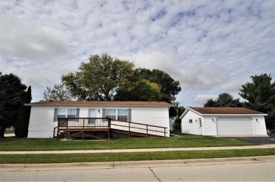 Mobile Home at 936 Maple St. Lomira, WI 53048