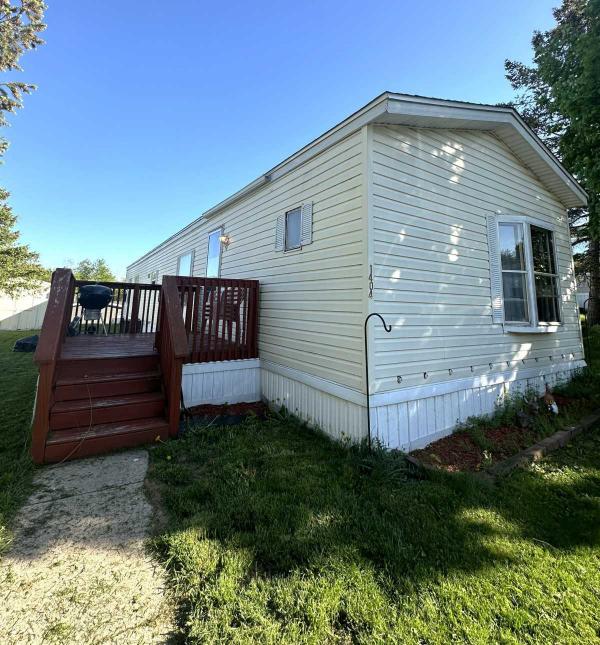1404 Beaver Creek Dr. Belmont, MI MHVillage