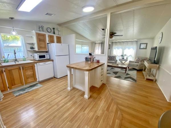 1987 Fleetwood Brookfield Manufactured Home