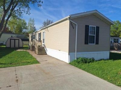 Mobile Home at 2205 Country Acres Cadillac, MI 49601