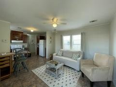 Photo 4 of 20 of home located at 420 Bimini Avenue Venice, FL 34285