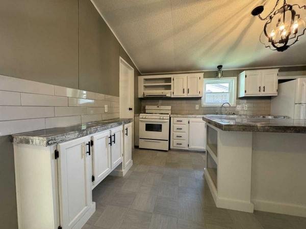 1994 Fleetwood Lakepoint Manufactured Home