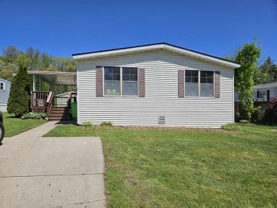 Mobile Home at 29 Meadows Circle W Wixom, MI 48393