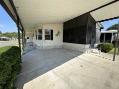 Photo 4 of 19 of home located at 33221 Beach View Drive Lot 190 Leesburg, FL 34788