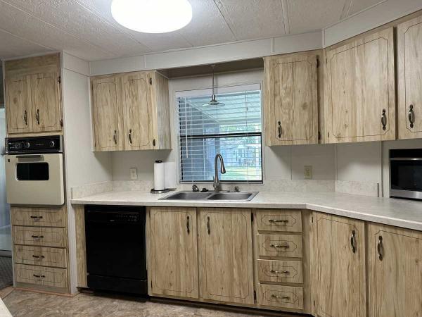 1985 Jacobsen Manufactured Home