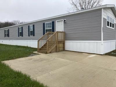 Mobile Home at 897 S Oak Brook Place Warsaw, IN 46580