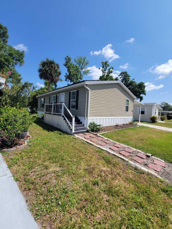 Photo 1 of 2 of home located at 65 Majorca Dr. Winter Springs, FL 32708