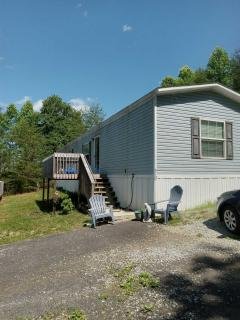 Photo 2 of 8 of home located at 513 Seaton Way Kodak, TN 37764