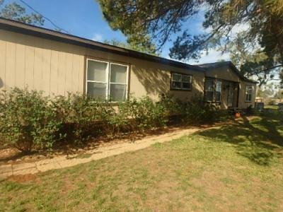 Mobile Home at 1085 Private Road 5071 Clyde, TX 79510