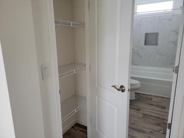 2024 Skyline LE5035 (w Porch) Mobile Home