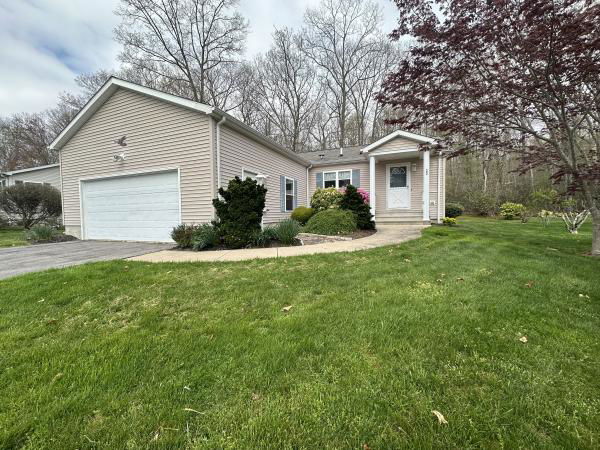 Photo 1 of 2 of home located at 33 Hillcrest Drive Uncasville, CT 06382
