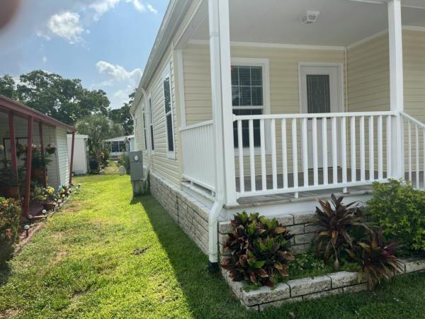 2021 Champion - Lake City Cedar Key II Mobile Home