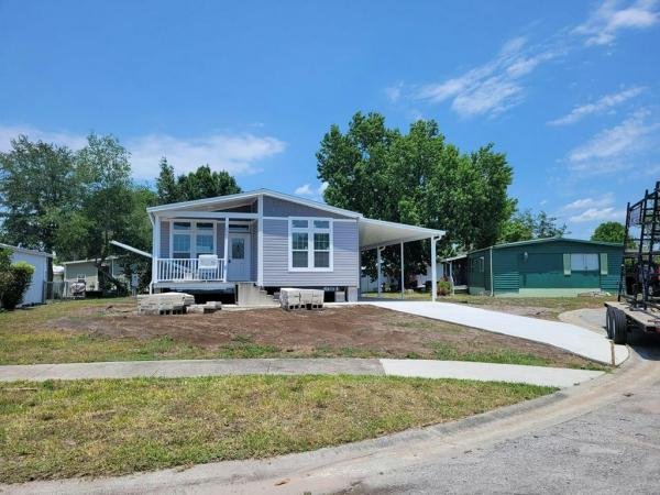 2024 Champion - Lake City Raleigh - Island Kitchen Mobile Home
