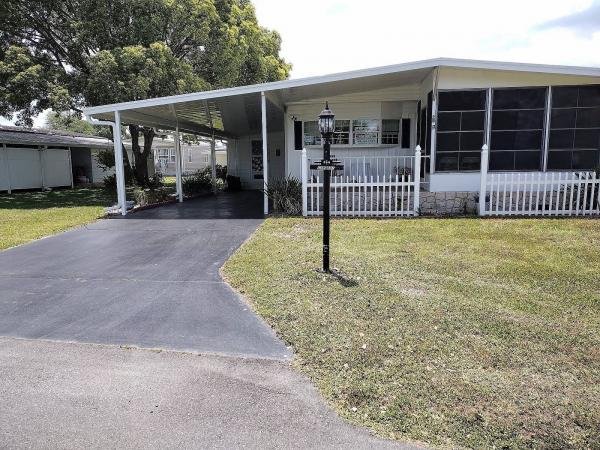 1977 WEST Mobile Home For Sale