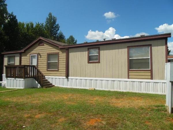 2005 American Homestar Corp Mobile Home For Sale