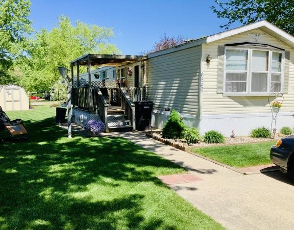1990 Schult Mobile Home For Sale