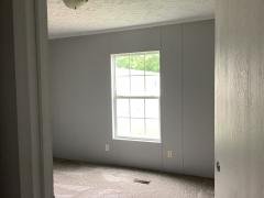 Photo 5 of 7 of home located at 102 Lynnwood Circle Clarksville, TN 37040