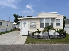 Photo 1 of 10 of home located at 11911 66th Street 707 Largo, FL 33773