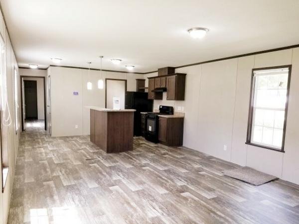 2019 Champion Home Builders Inc. mobile Home