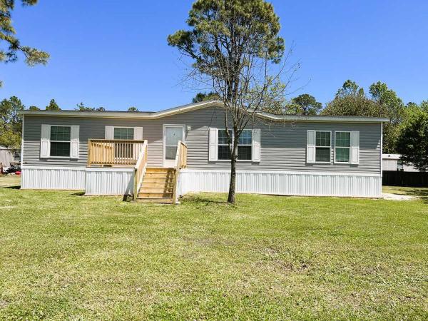 Photo 1 of 2 of home located at 940 N Carolina Hwy 24 - Lot 33 Newport, NC 28570