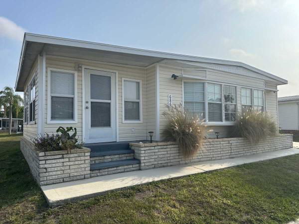 1980  Mobile Home For Sale