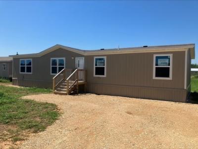 Mobile Home at 312 Maravillas Dr Pleasanton, TX 78064