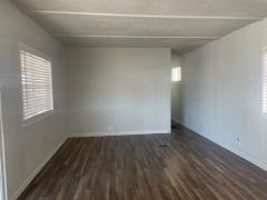Photo 5 of 8 of home located at 2050 W. Dunlap Ave #E221 Phoenix, AZ 85021