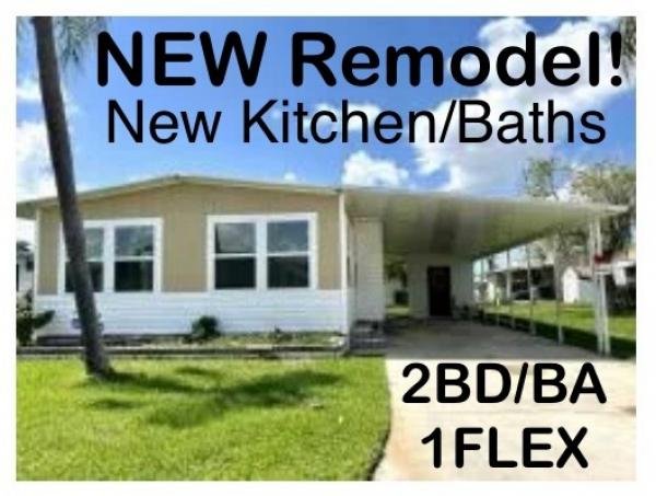 Photo 1 of 2 of home located at 558 Bayshore Dr Ellenton, FL 34222