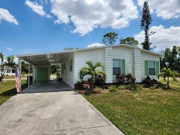1986 Homes of Merit Mobile Home For Sale