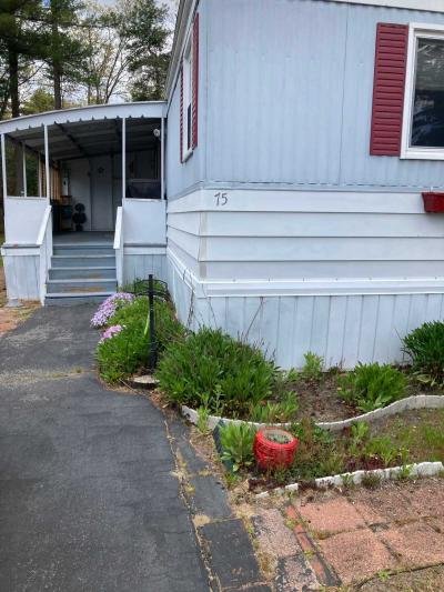 Mobile Home at 75 Crown Dr West Wareham, MA 02576