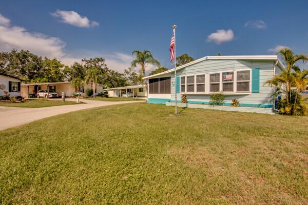 1983 twin Mobile Home For Sale