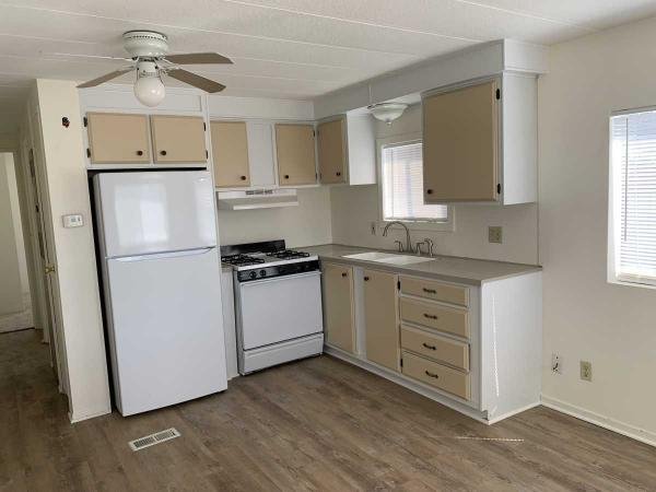 1984 Skyline Palm Springs Manufactured Home