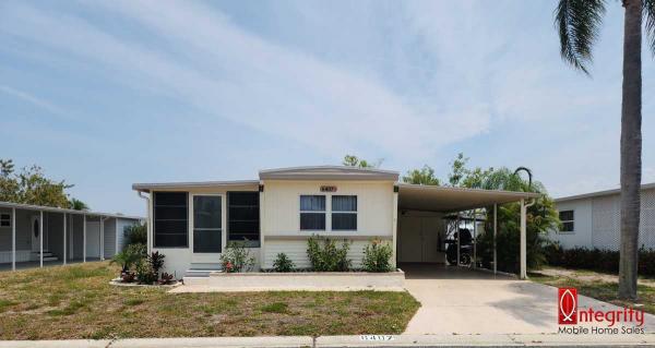 Photo 1 of 2 of home located at 6407 Aloha Drive Bradenton, FL 34207