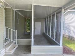 Photo 4 of 14 of home located at 701 Royal Forest Dr Auburndale, FL 33823