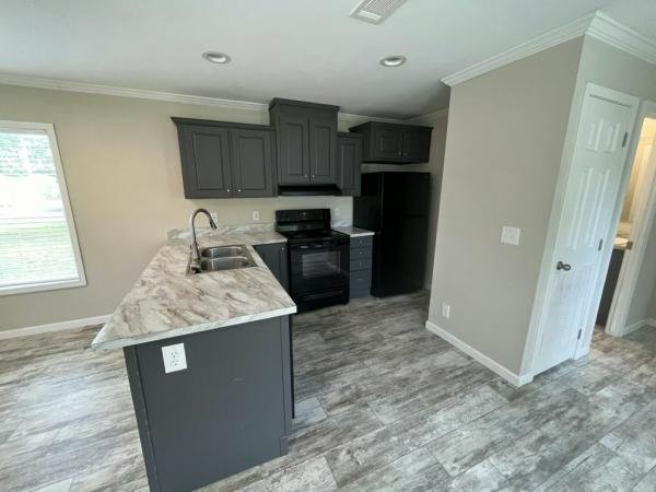 Photo 1 of 2 of home located at 10201 W Beaver St #158 Jacksonville, FL 32220