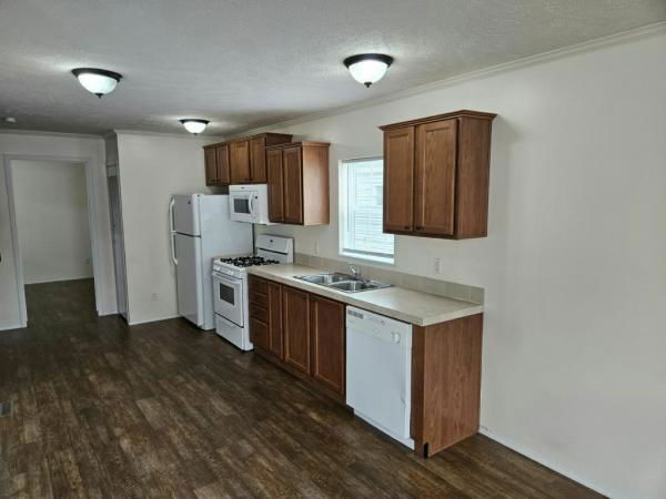 Photo 1 of 2 of home located at 26123 First St  #26 Taylor, MI 48180