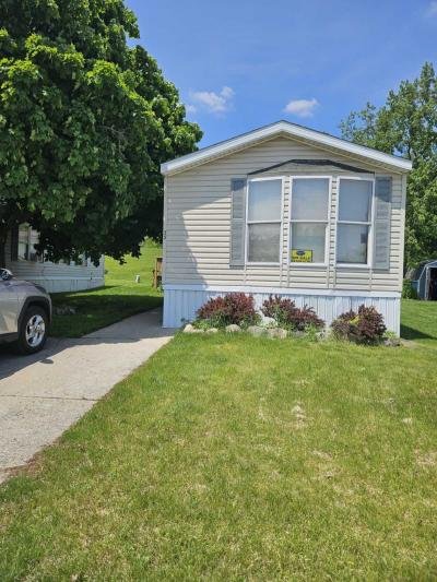Mobile Home at 33 Meadows Circle W Wixom, MI 48393